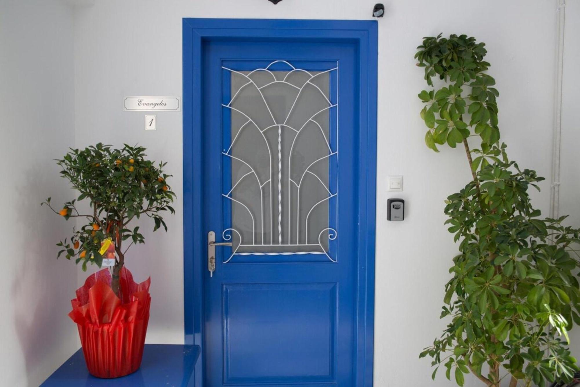 Aimou Studio'S Apartment'S Piraeus Exterior photo